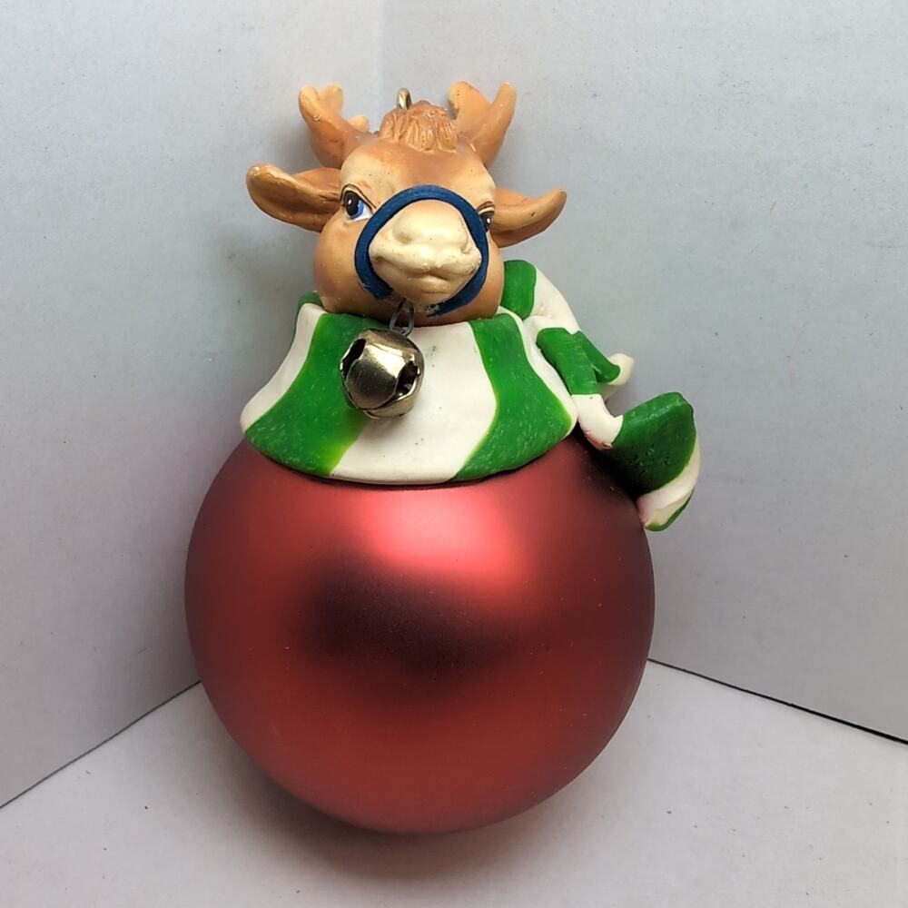 Dept 56 Noel Reindeer Ornament Scarf Red Glass‎ Ball Jingle Bell
